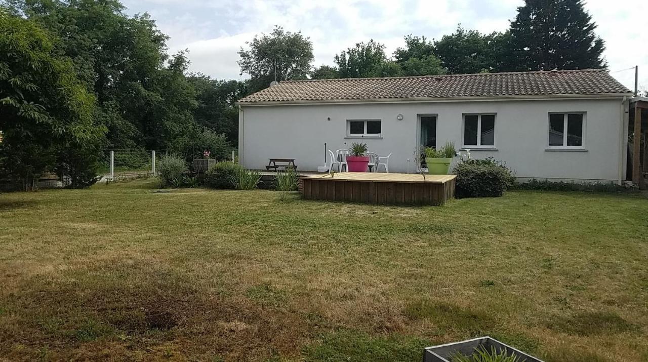 Maison Neuve Au Calme Avec Jardin Villa Gaillan-en-Médoc Екстериор снимка